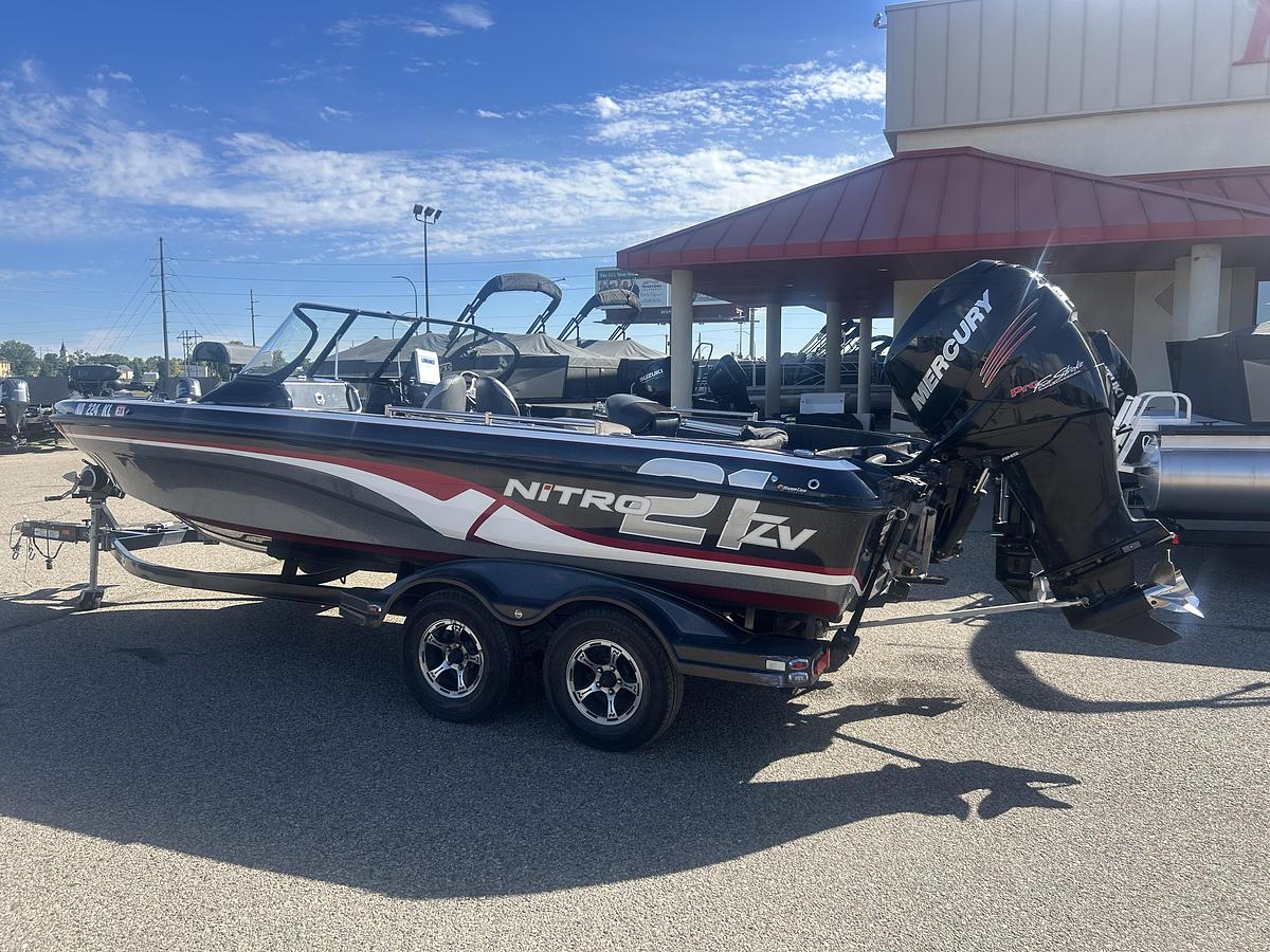 Used 2016 Nitro ZV21