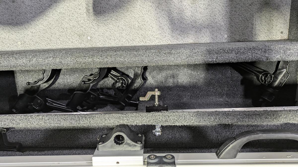 Used 2018 Crestliner 1750 Fish Hawk WT