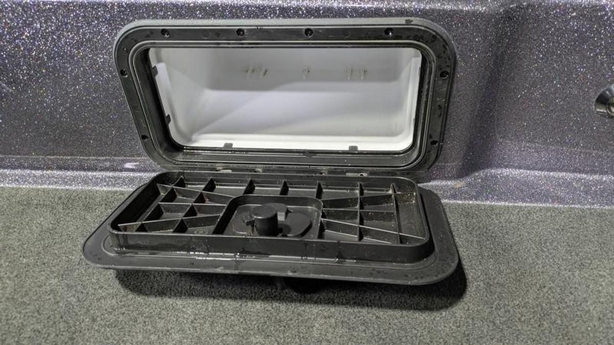 Used 2017 Skeeter WX2060