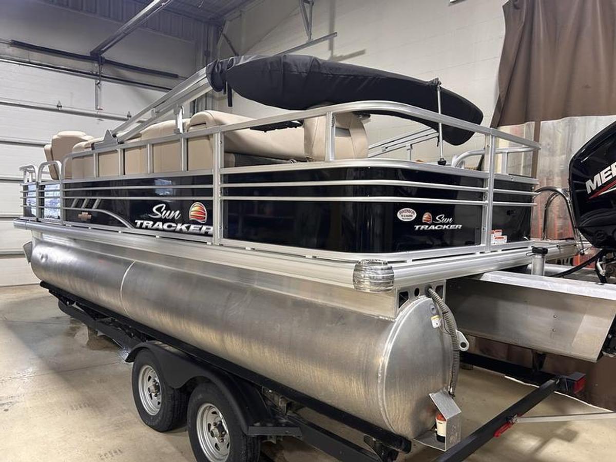 Used 2023 Sun Tracker Sportfish™ 20 DLX