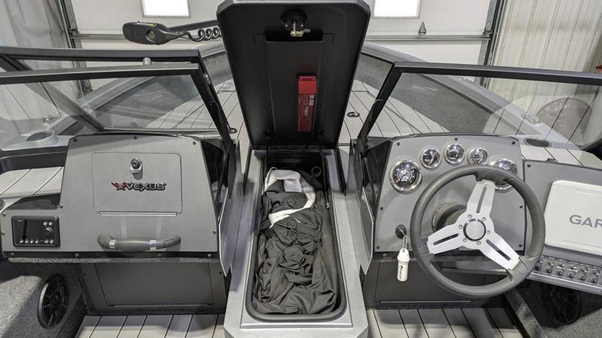 Used 2025 Vexus ADX180 HS