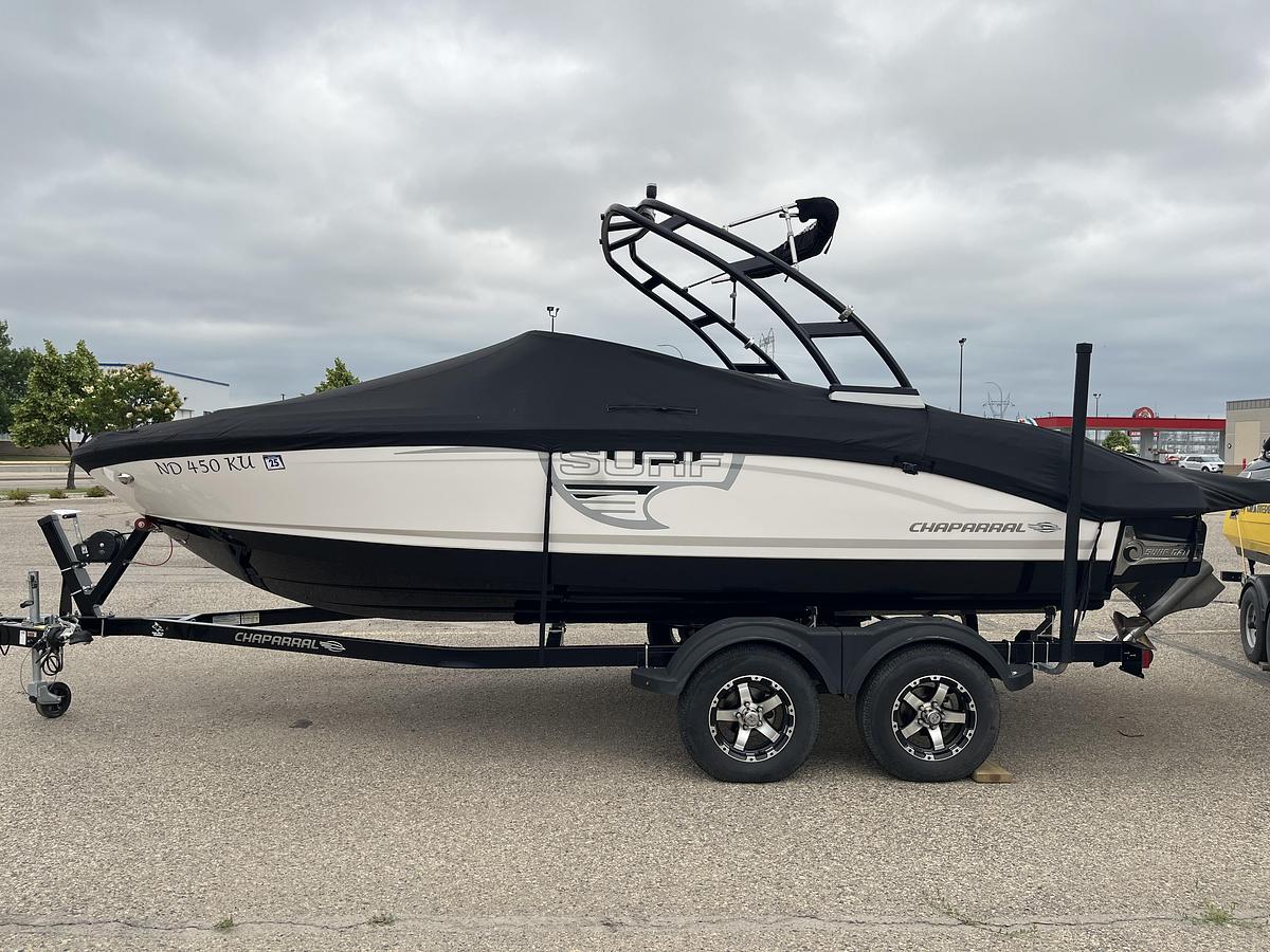 Used 2019 Chaparral H20 21 Surf