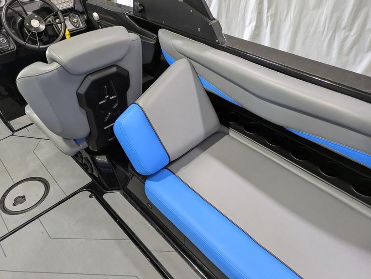 Used 2021 Axis Wake Research T23