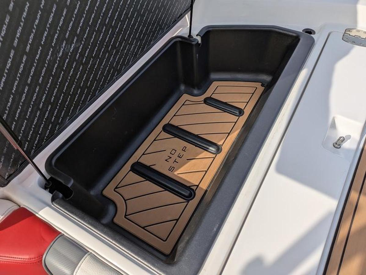 Used 2019 Nautique Super Air Nautique 230