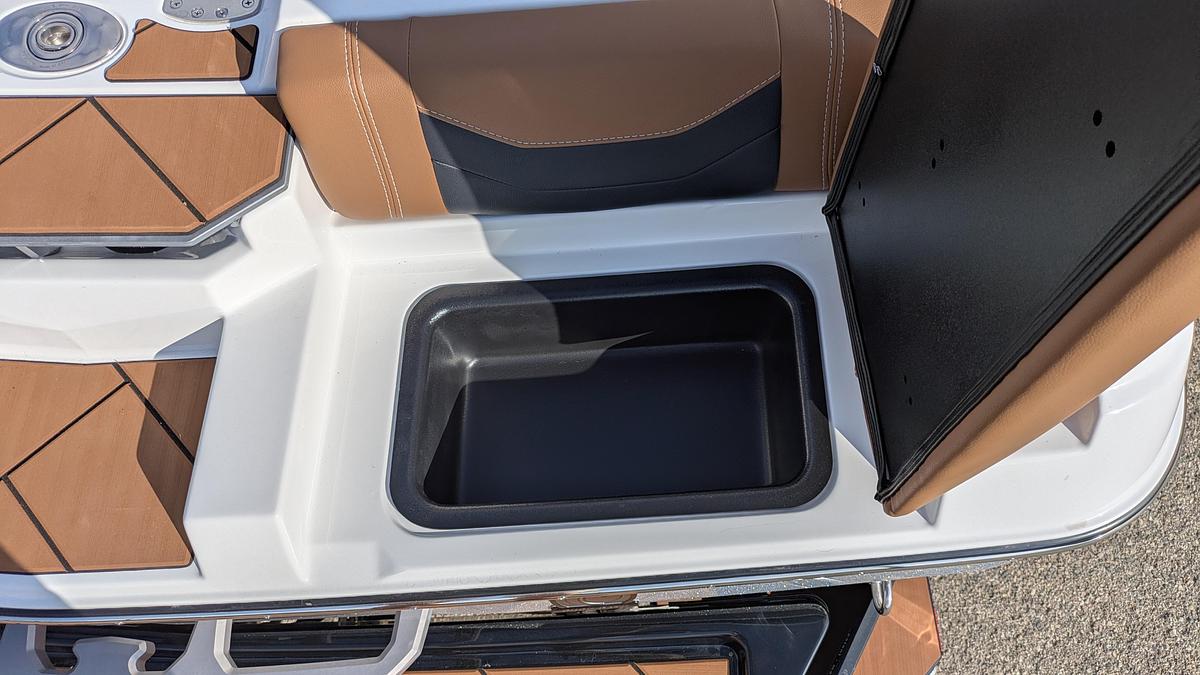 2026 Malibu Boats 23 LSV