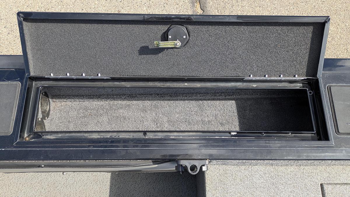 Used 2018 TRACKER Targa V19