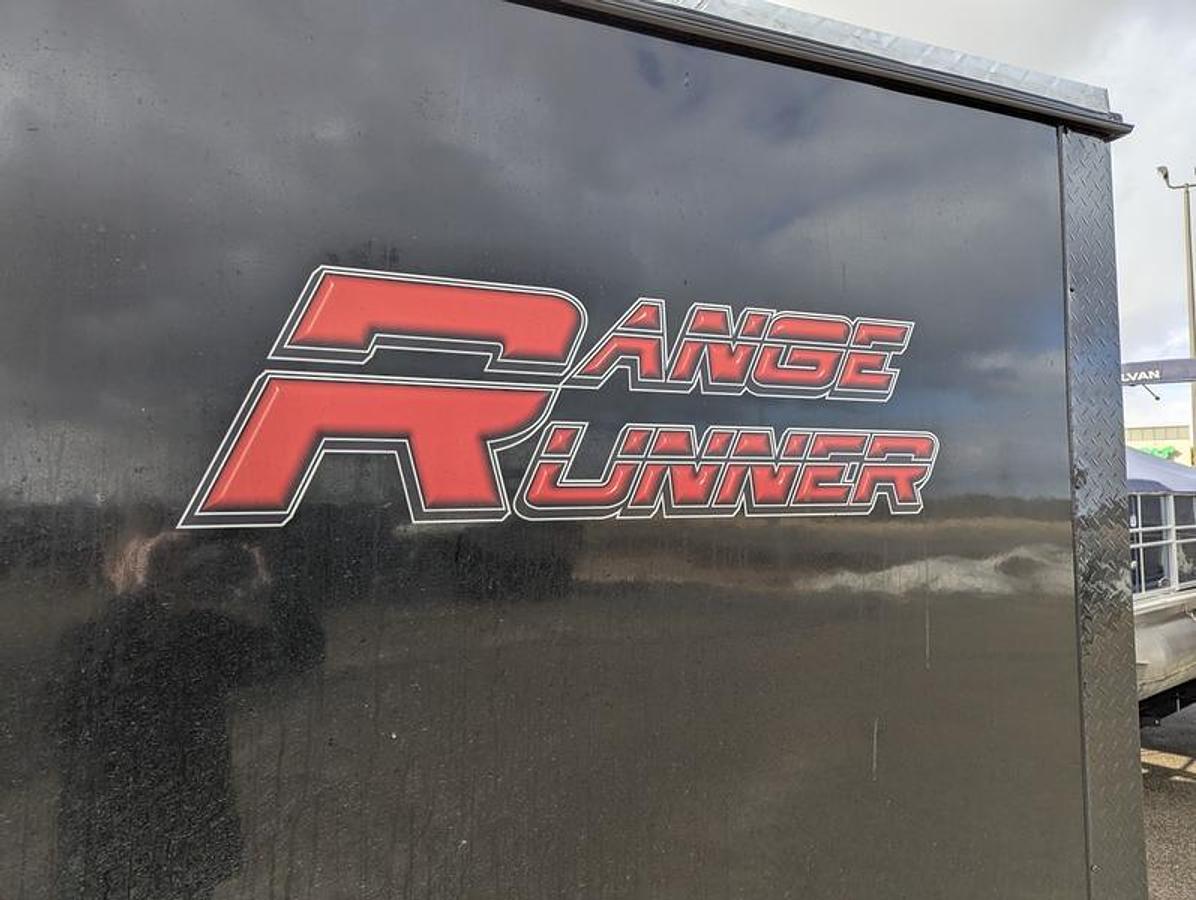 2026 Ice Castle Fish Houses 8' X 17V Range Runner [$1,000 OFF, FREE GENERATOR]