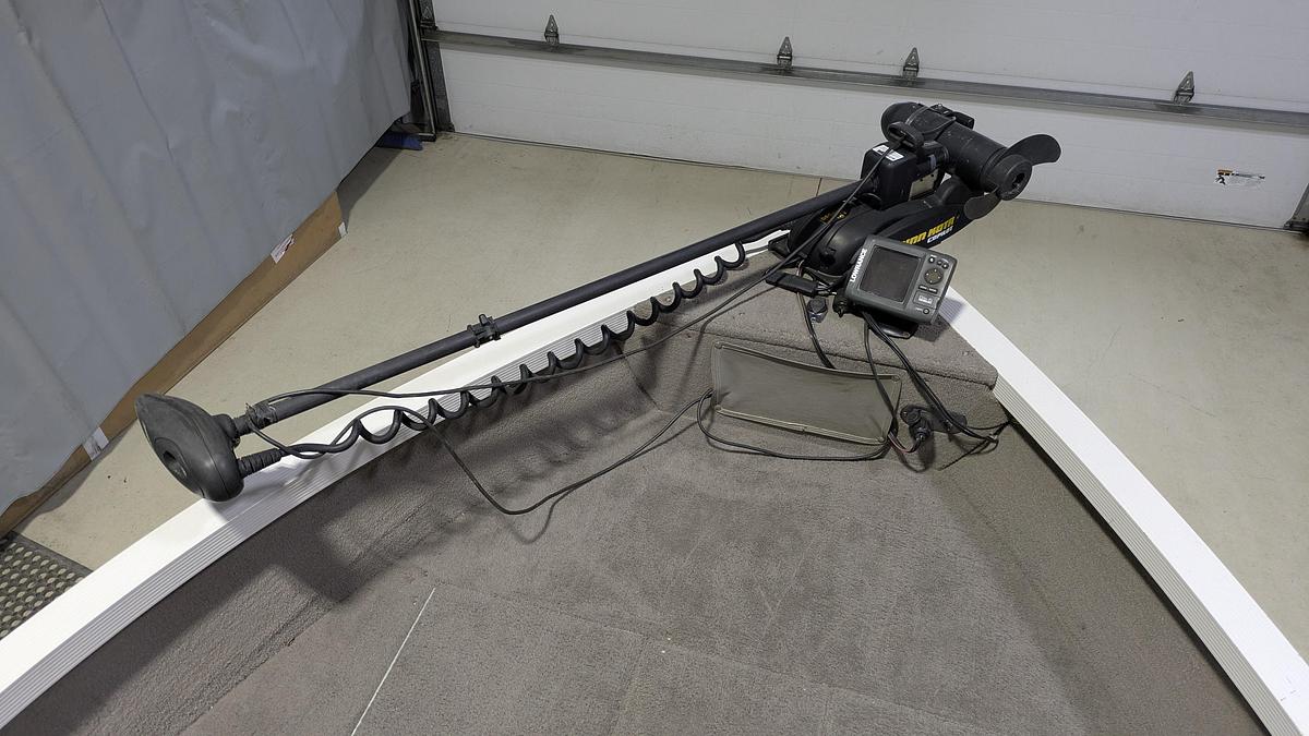 Used 2004 Crestliner 1850 Fish Hawk SC