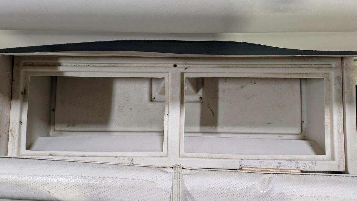 Used 2000 Sylvan 820 Elite Cruise