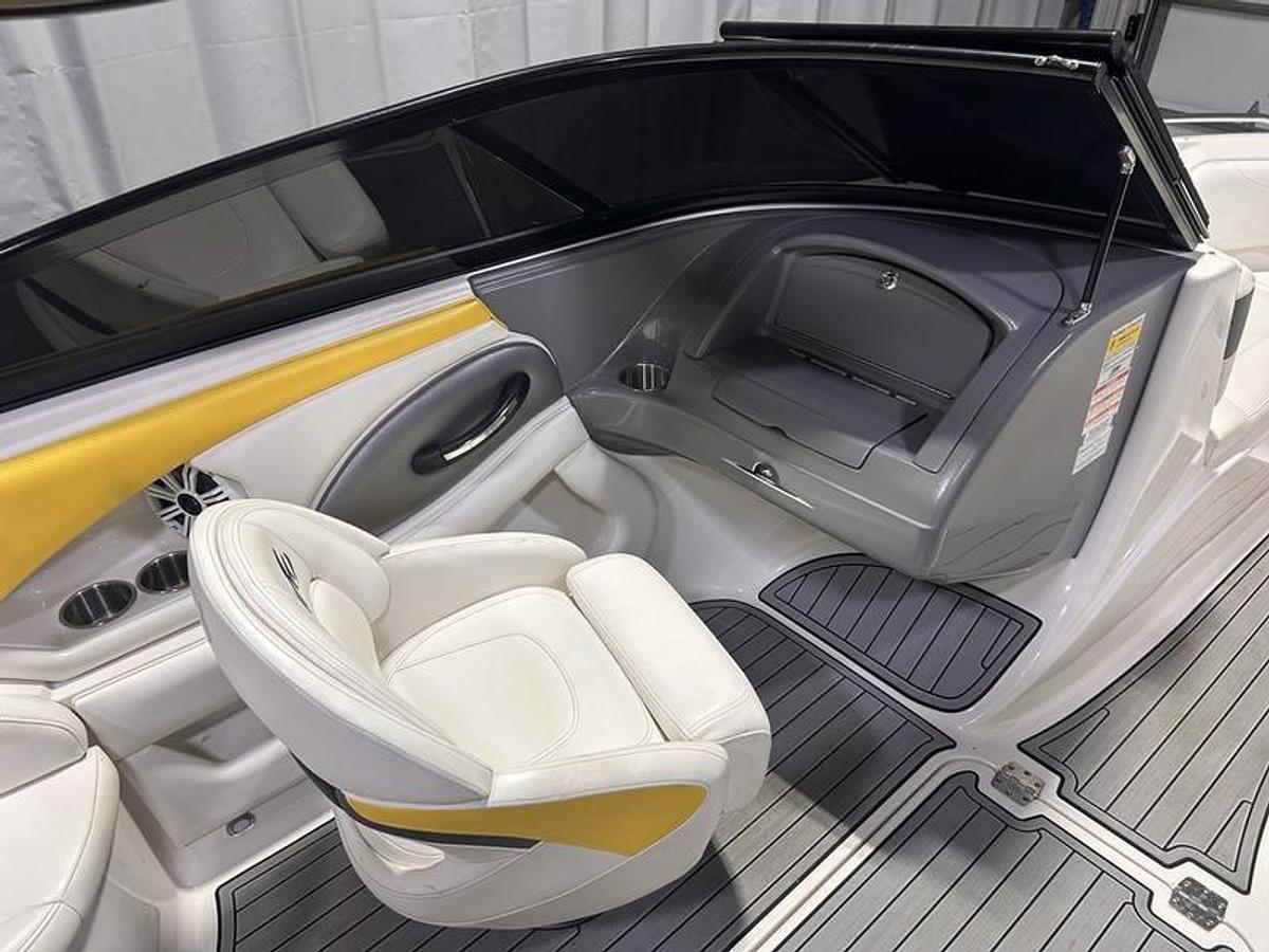 Used 2012 Monterey 224 FSX