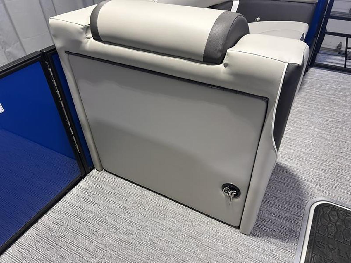 2026 Sylvan X3 CLZ Platinum Package