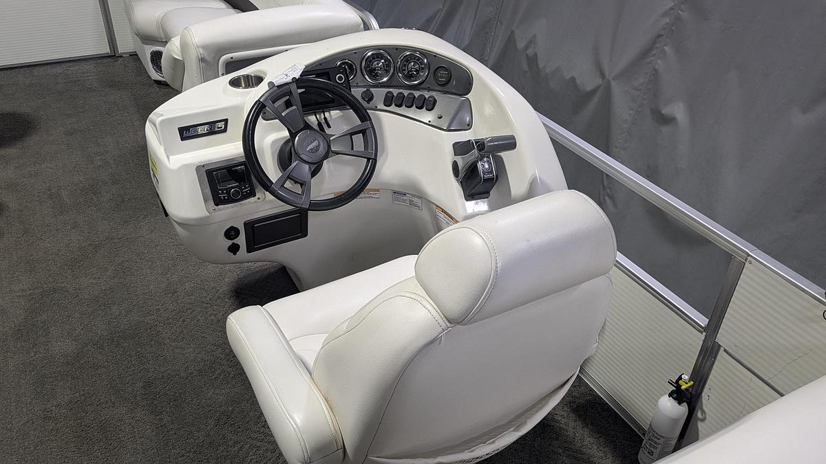 Used 2013 Weeres Legacy 240