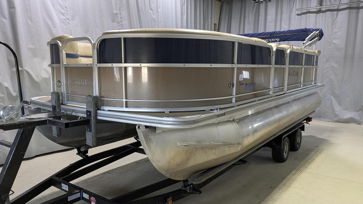 Used 2016 South Bay S222CR 25