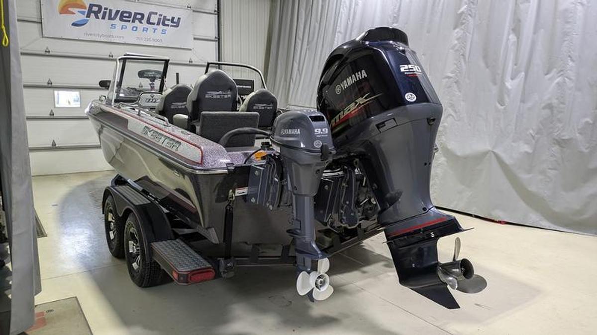 Used 2017 Skeeter WX2060