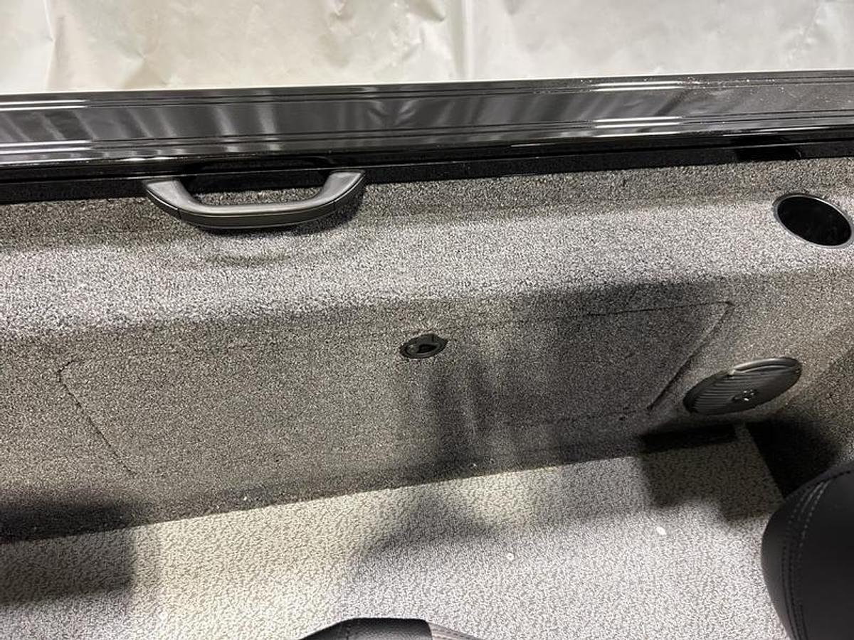 2025 Crestliner 2050 Fish Hawk