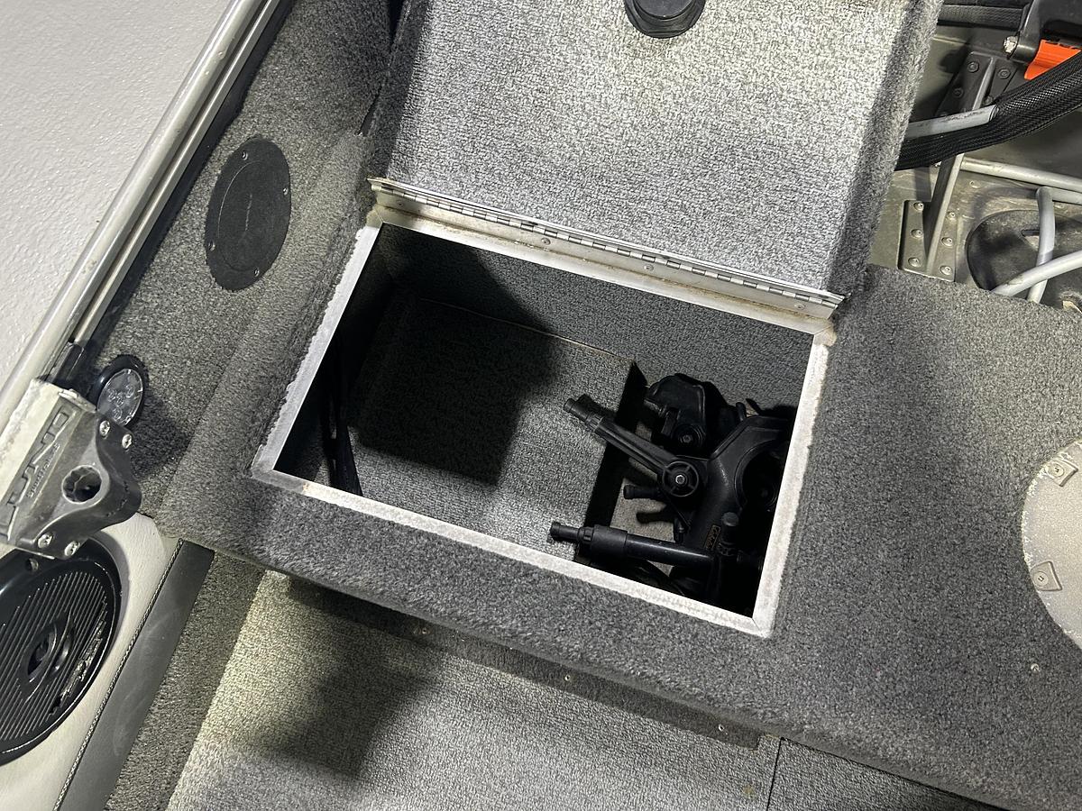 Used 2012 Lund 1875 Pro V