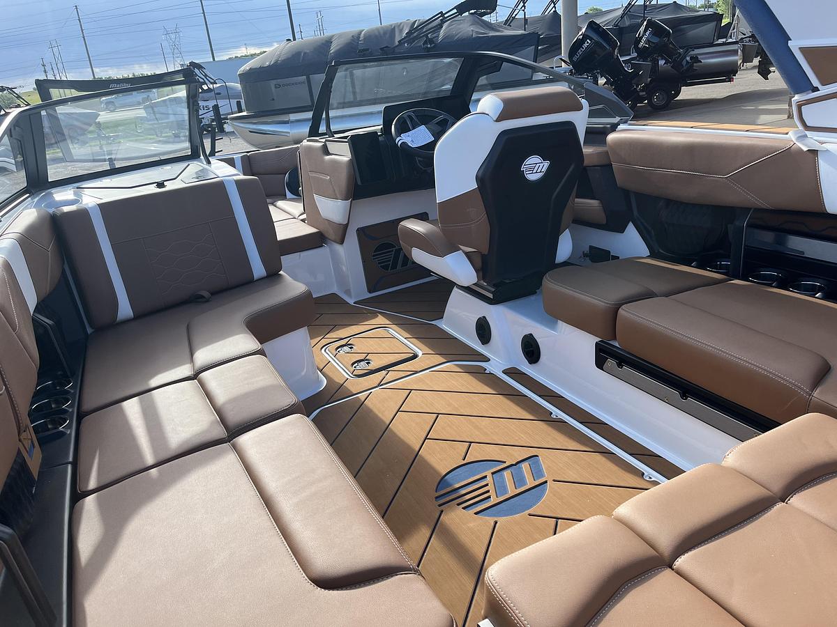 2026 Malibu Boats 23 LSV