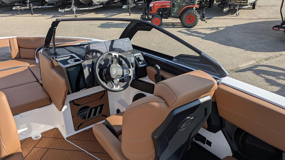 2026 Malibu Boats 23 LSV