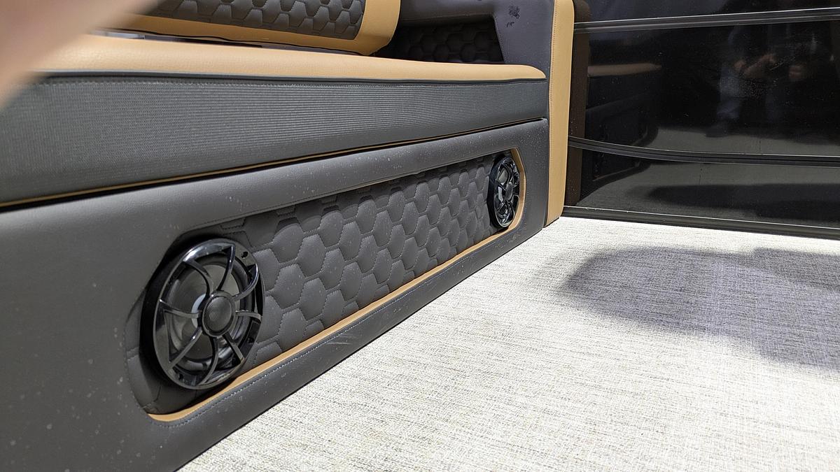 2026 South Bay 525UL 3.0