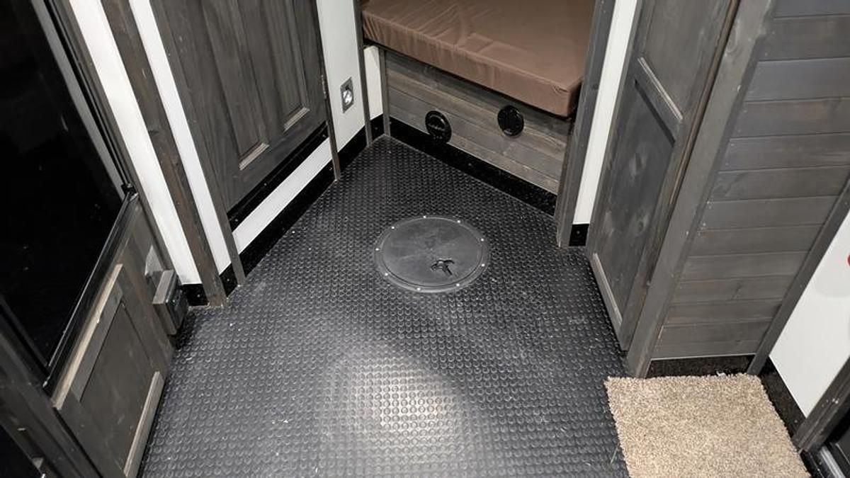 Used 2024 Ice Castle Fish Houses 8' X 21V Extreme RV III