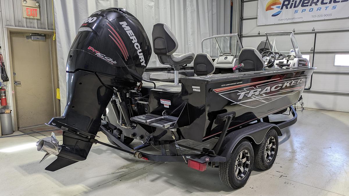 Used 2018 TRACKER Targa V19