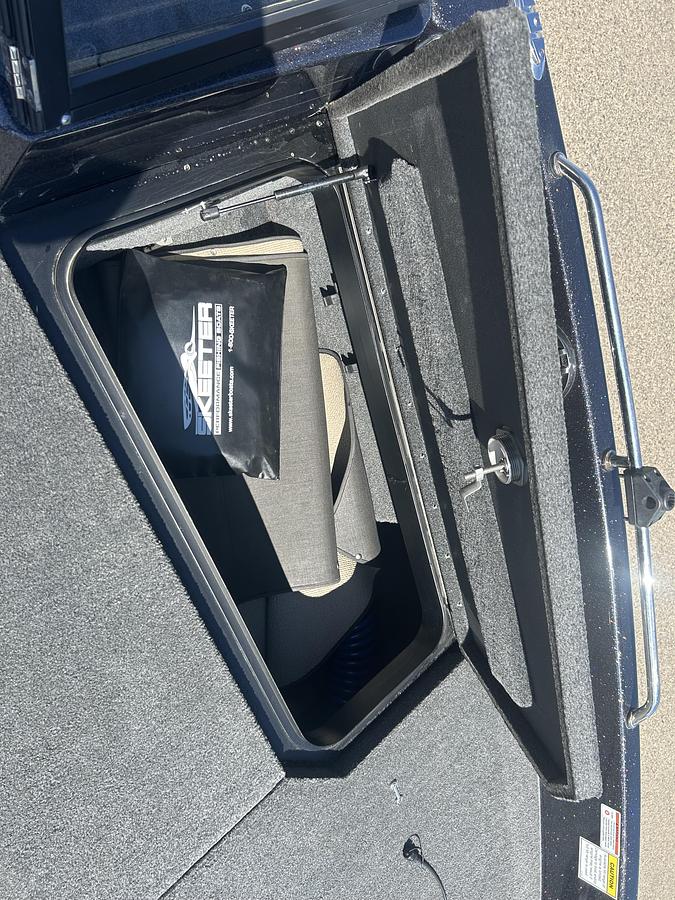 Used 2022 Skeeter WX2200