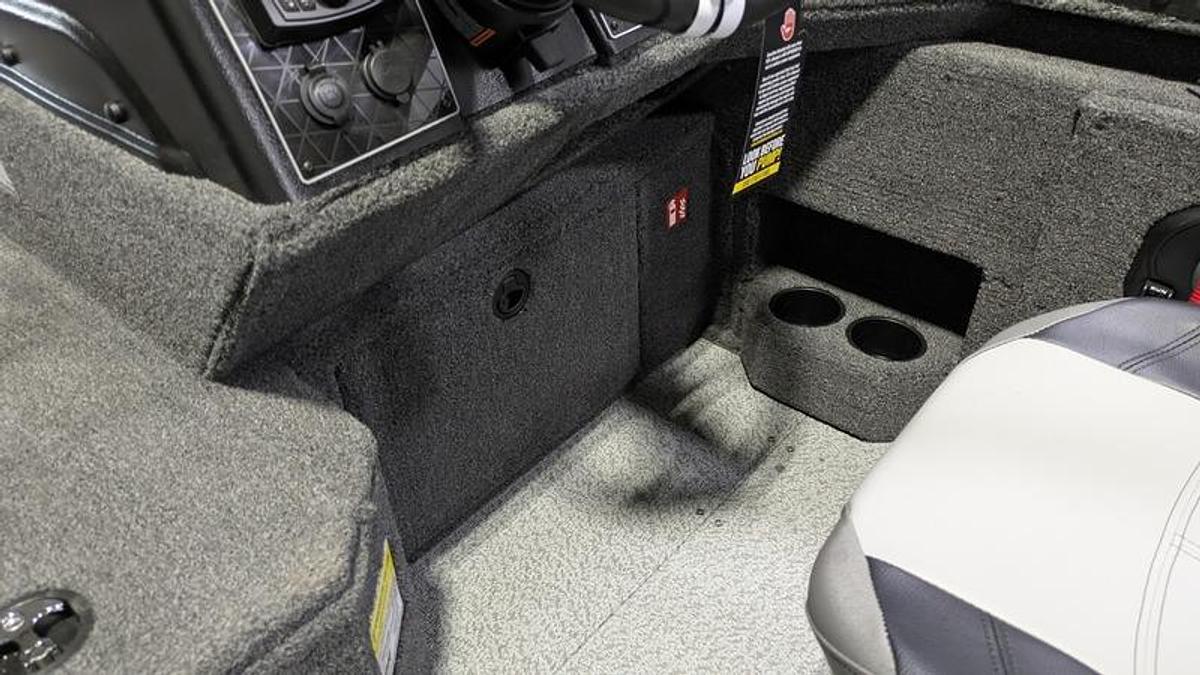 2026 Crestliner 1850 Fish Hawk