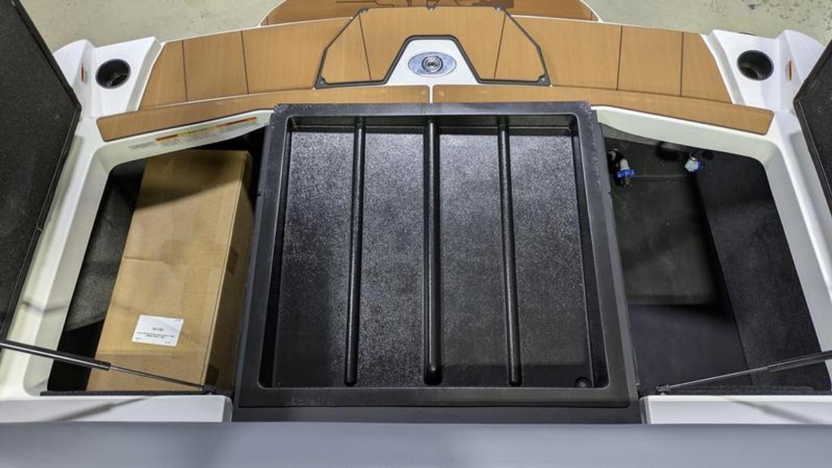 2026 Axis Wake Research T235