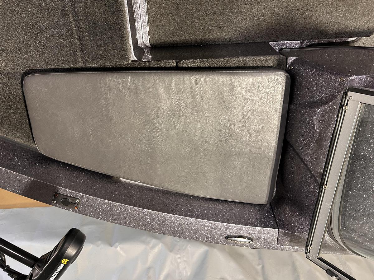 Used 2016 Stratos 386XF