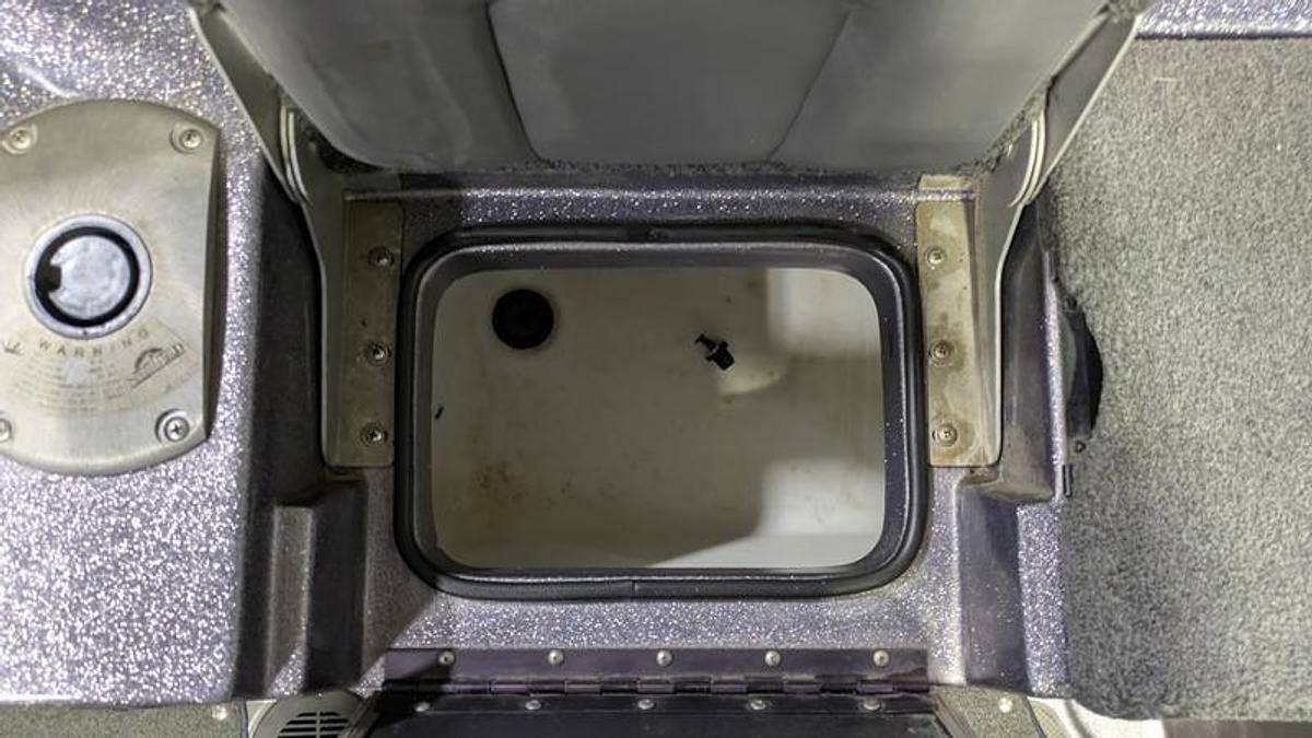 Used 2011 Skeeter WX2100