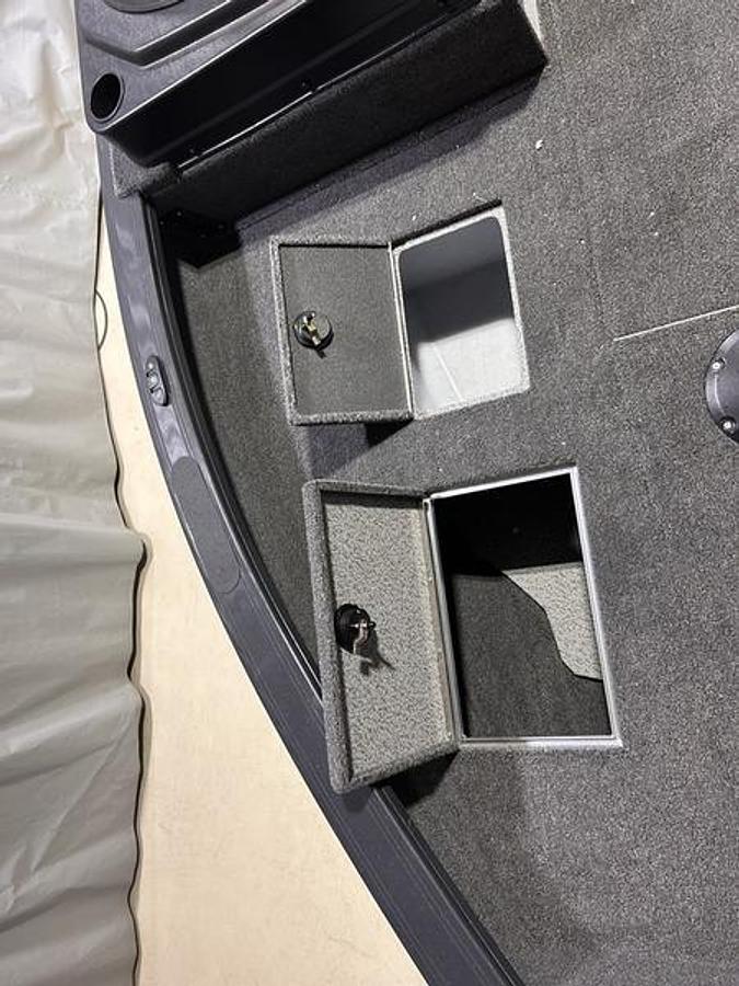 2026 Crestliner 2050 Fish Hawk