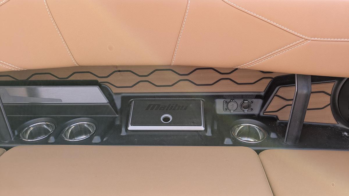 2026 Malibu Boats 23 LSV