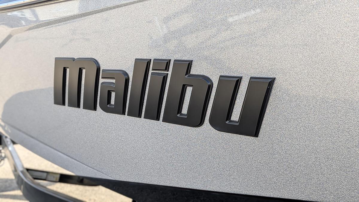 2026 Malibu Boats 23 LSV