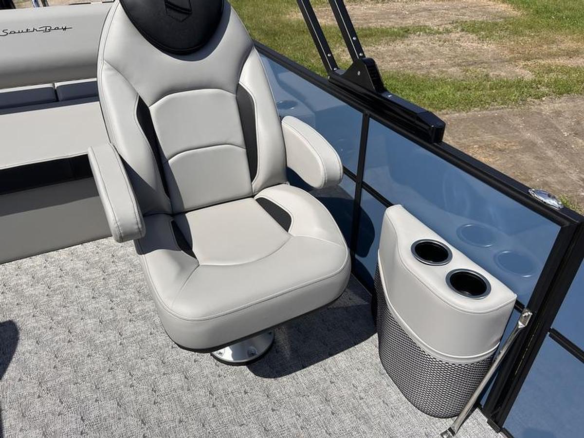 2025 South Bay 224UL LE Entertainment 2.75