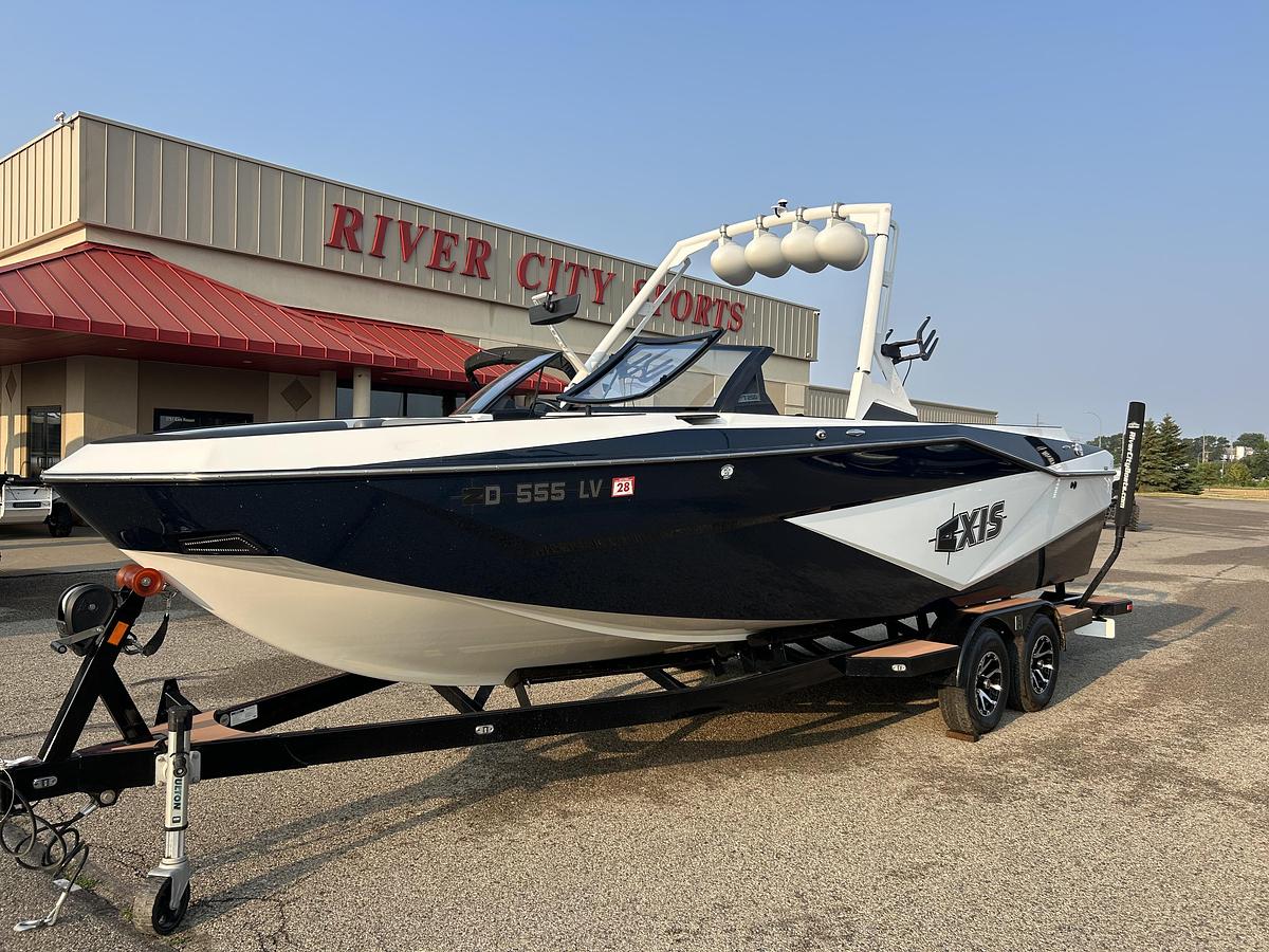 Used 2023 Axis Wake Research T250