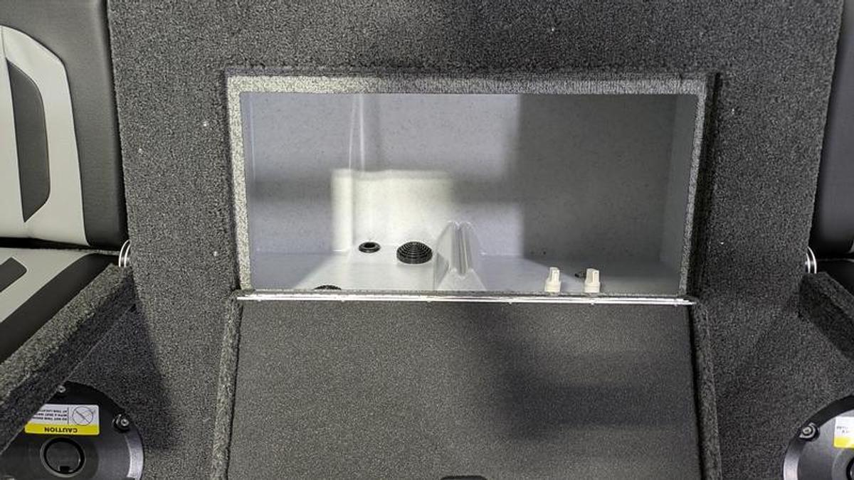 2026 Crestliner 1850 Fish Hawk