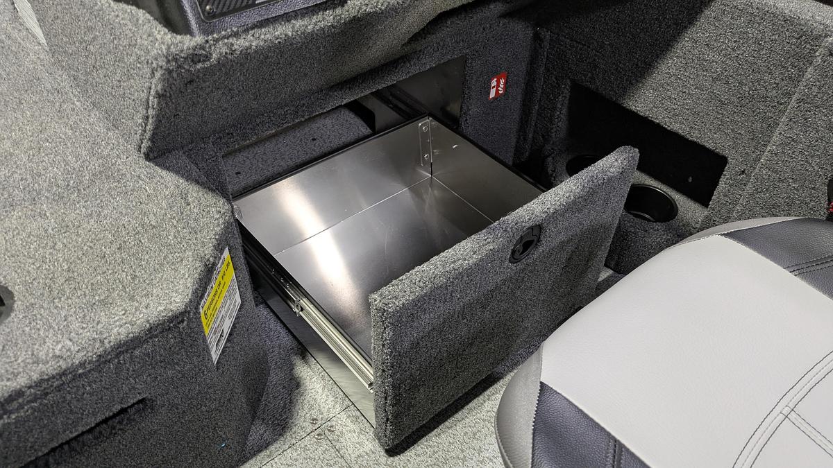 2026 Crestliner 1850 Fish Hawk Raptor Package