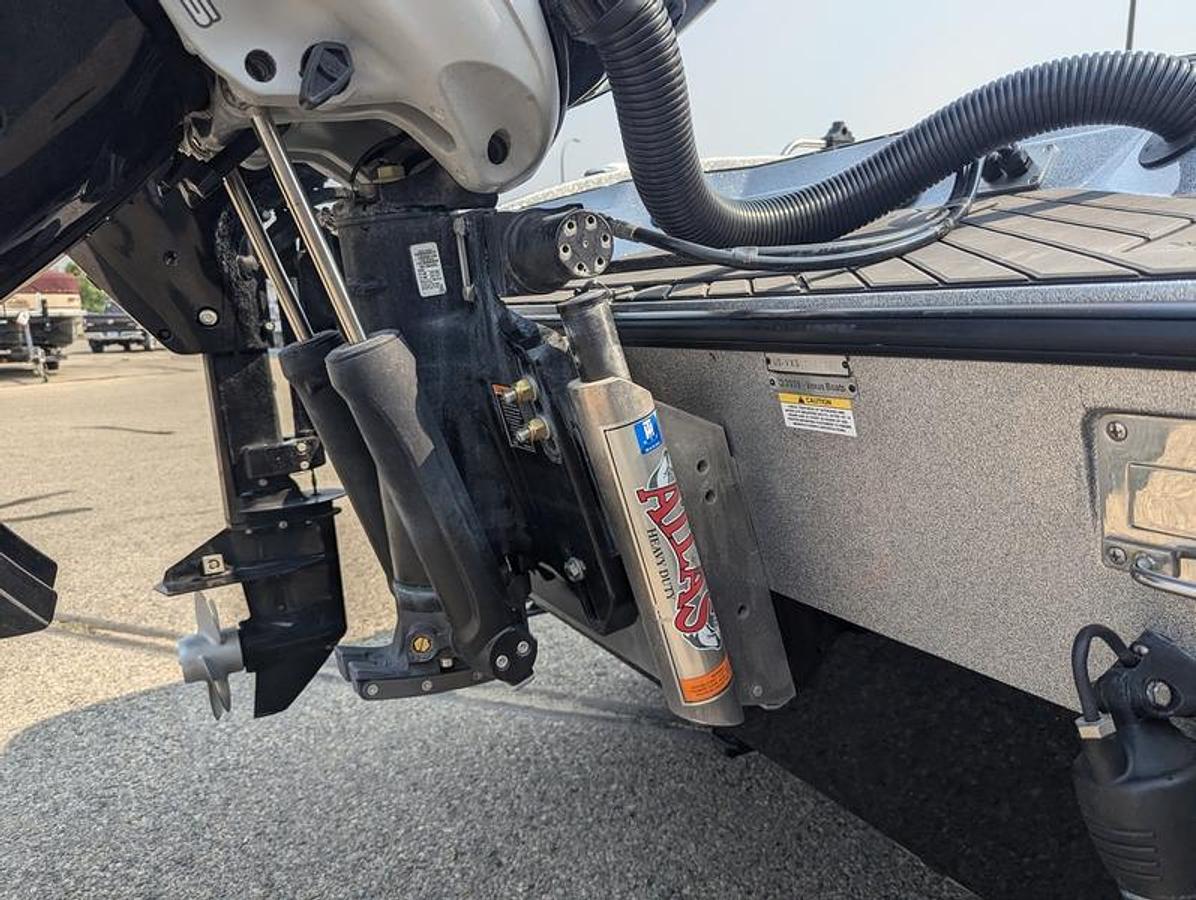 Used 2022 Vexus DVX22