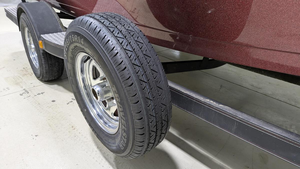 Used 2014 Skeeter WX1850