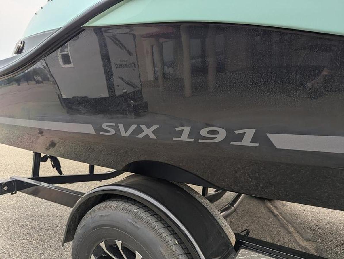 2025 Starcraft Marine SVX 191 OB *AFTER ALL INCENTIVES*