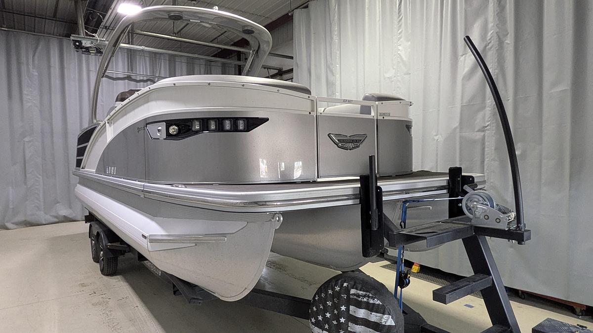 Used 2022 BENNINGTON 23RX Sport