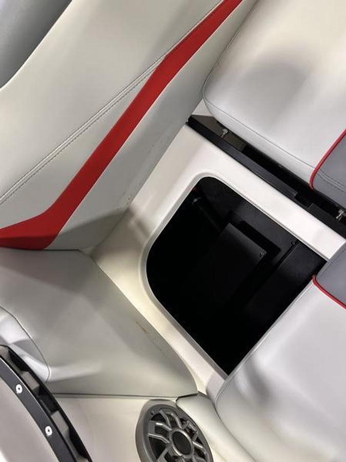 Used 2020 Axis Wake Research T22