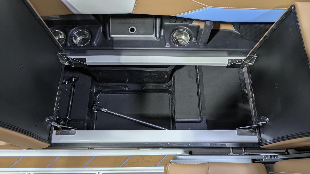 2026 Malibu Boats 23 LSV