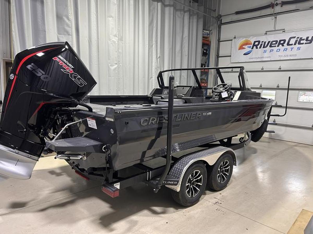 2026 Crestliner 2050 Fish Hawk