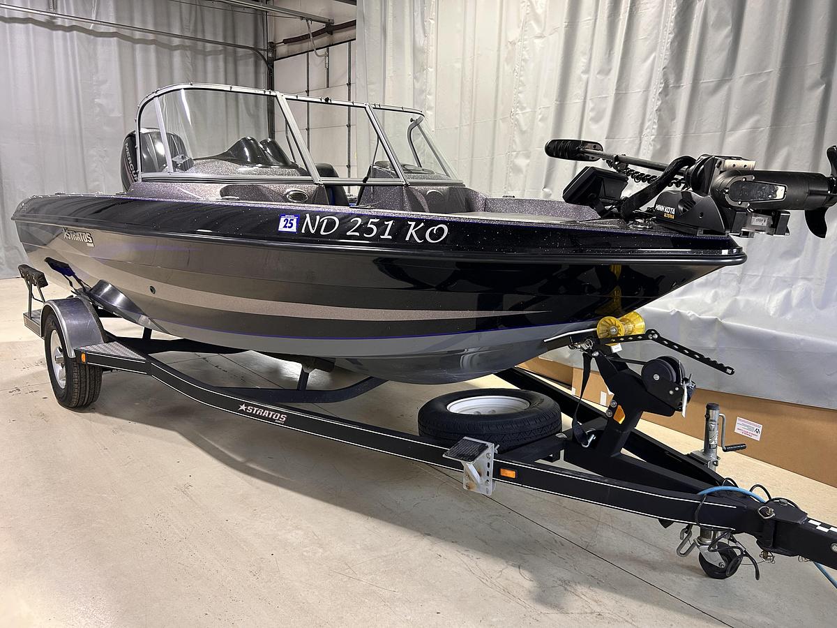Used 2016 Stratos 386XF