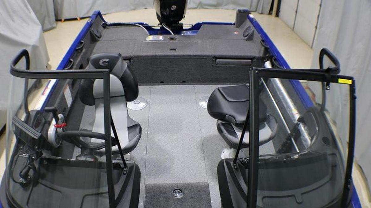 2025 Crestliner 1750 Hawk Walk Through