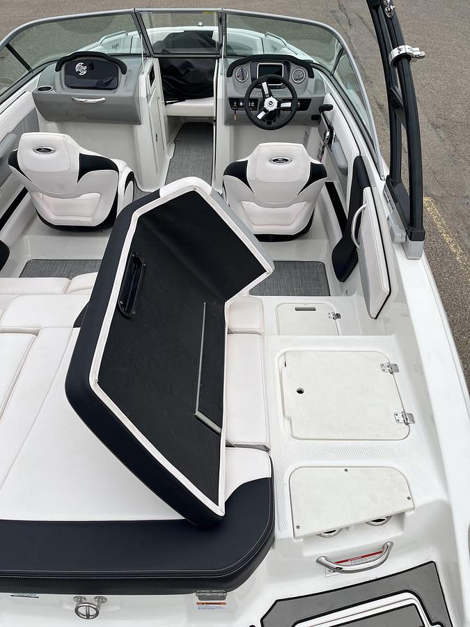 Used 2019 Chaparral H20 21 Surf