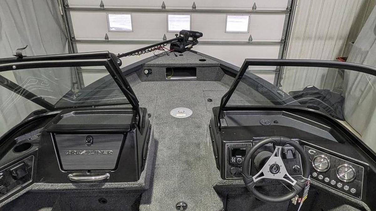 2026 Crestliner 1850 Fish Hawk