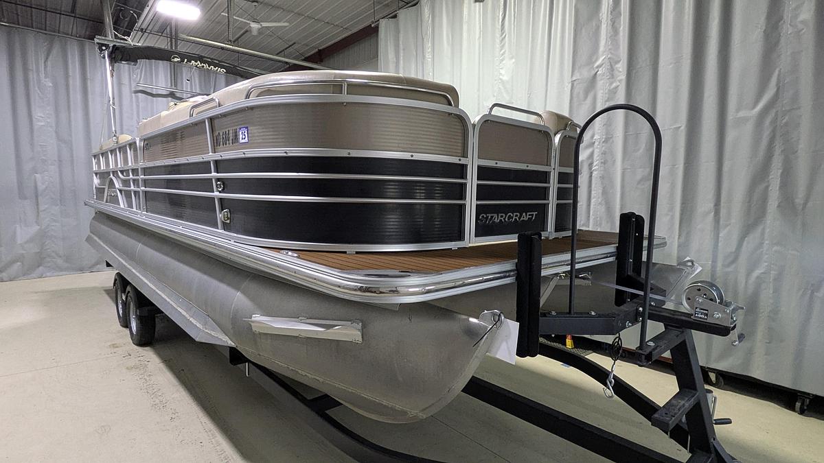 Used 2013 Starcraft Marine 256 Majestic