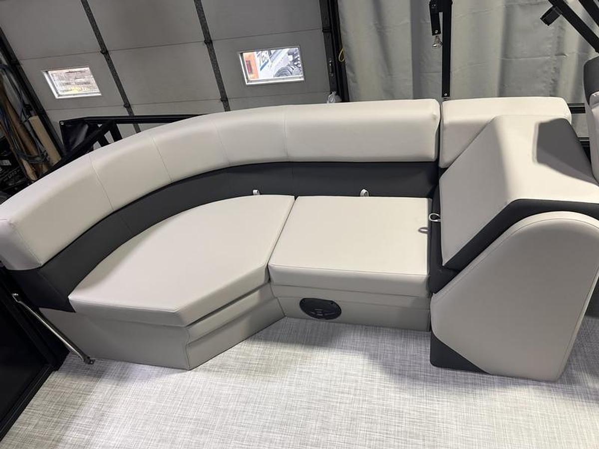 2026 Dockside 22DQ 2.75